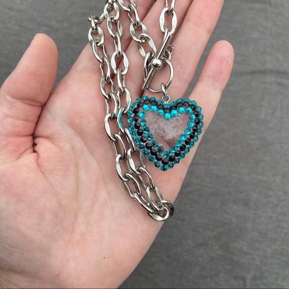 Tarina Tarantino heart necklace - Picture 2 of 3